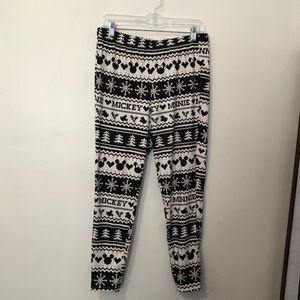 Gently used Disney Mickey & Minnie leggings. Sz 2